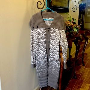 Women’s full length button up sweater only worn once